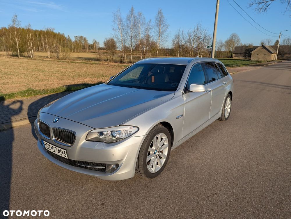 BMW Seria 5 520d - 29