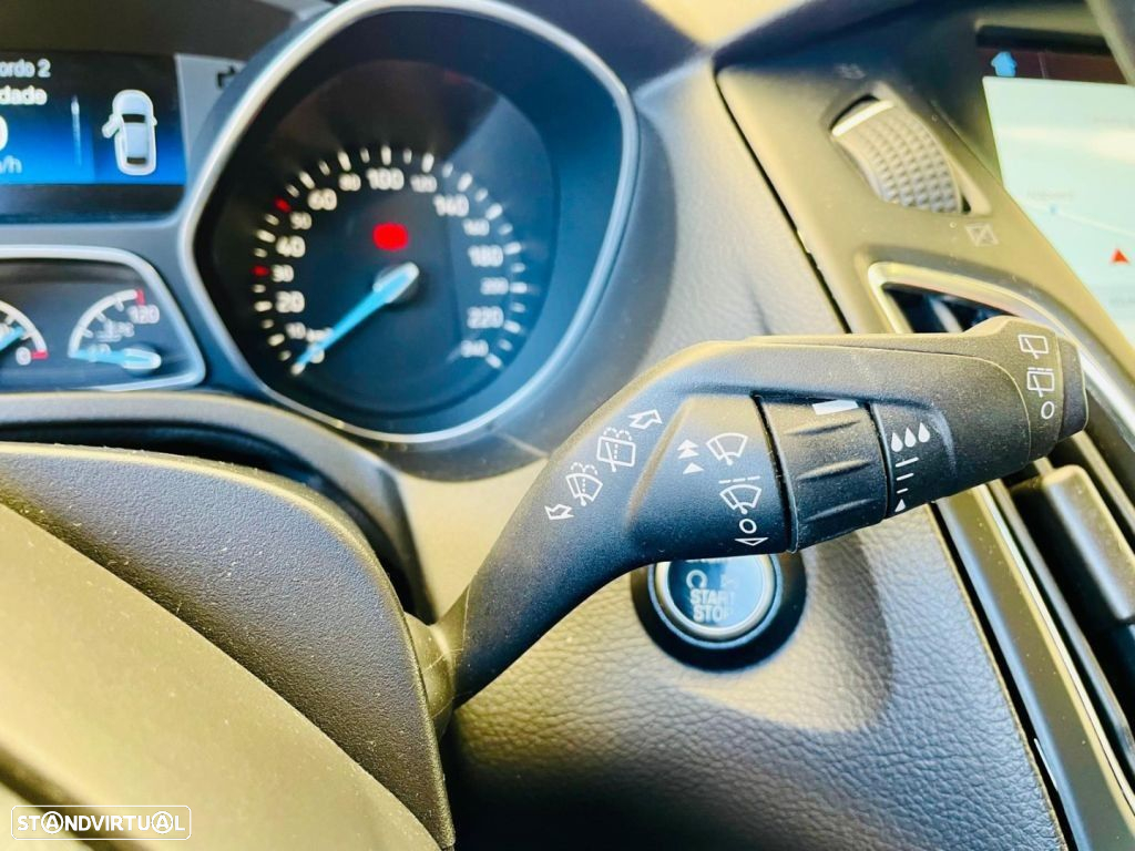 Ford Focus SW 1.5 TDCi EcoBlue Titanium - 17