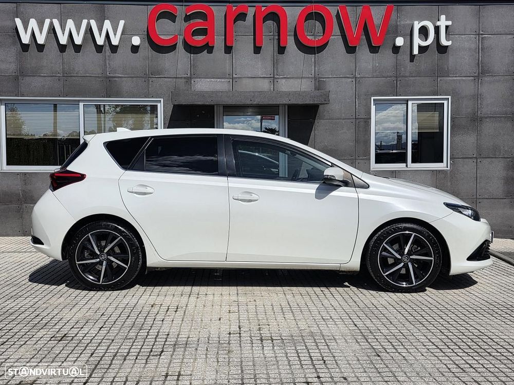 Toyota Auris 1.4 D-4D Comfort+Pack Techno - 8