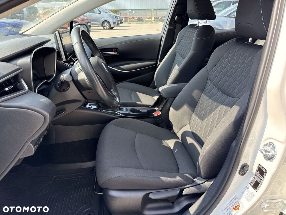 Toyota Corolla 1.8 Hybrid Comfort - 13