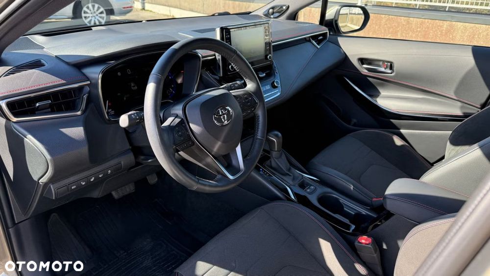 Toyota Corolla 2.0 Hybrid Executive - 9