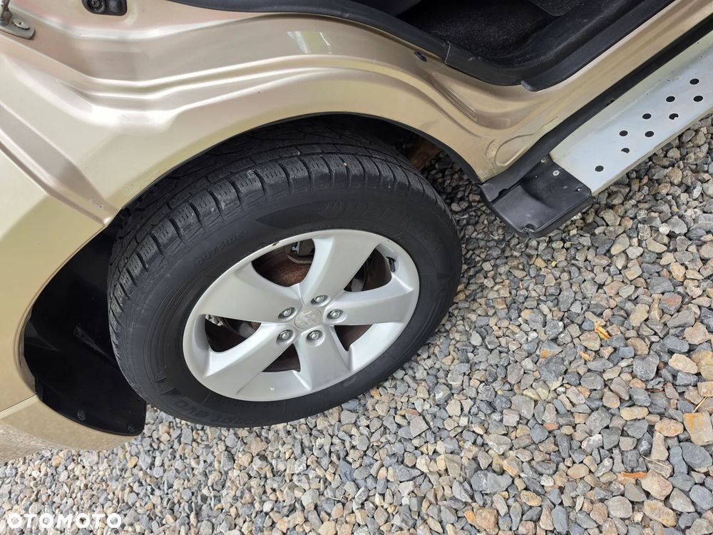 Suzuki Grand Vitara - 38