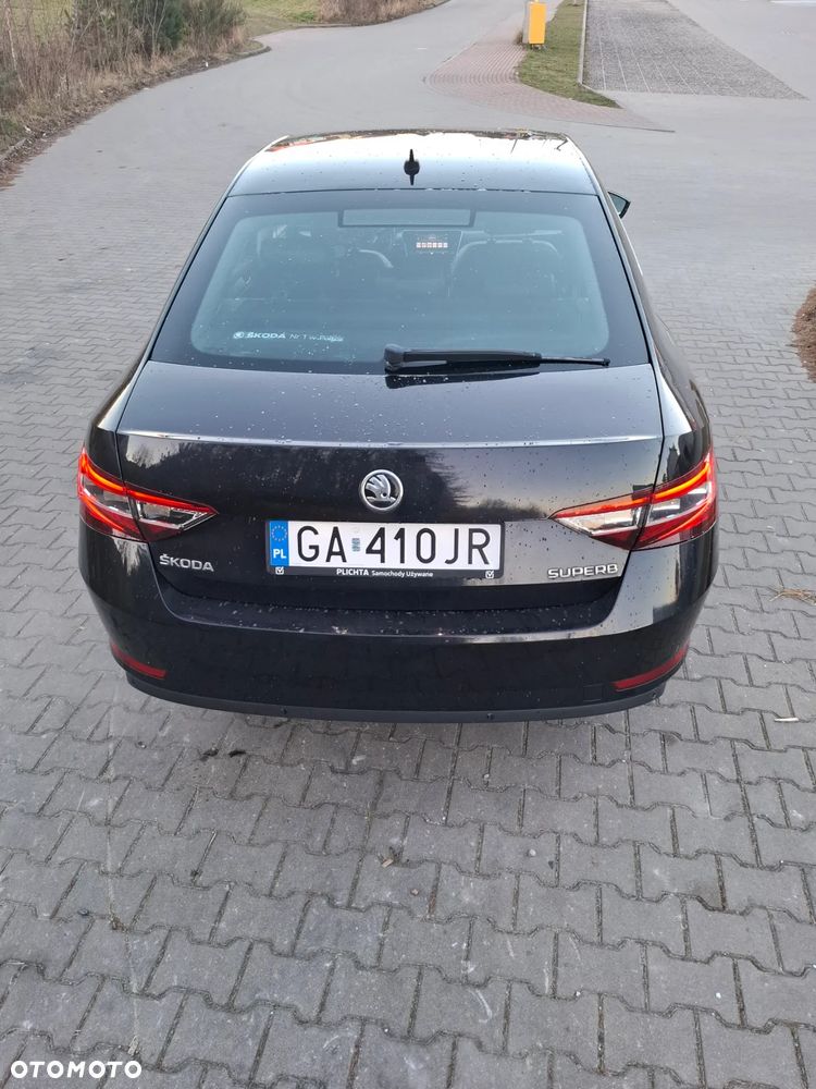 Skoda Superb 1.8 TSI Ambition DSG - 3
