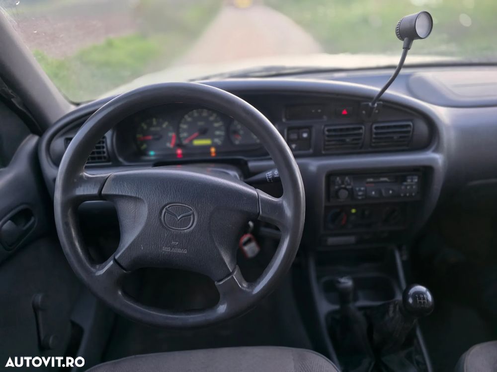 Mazda Seria B 2500 Pick Up 4WD DX - 6