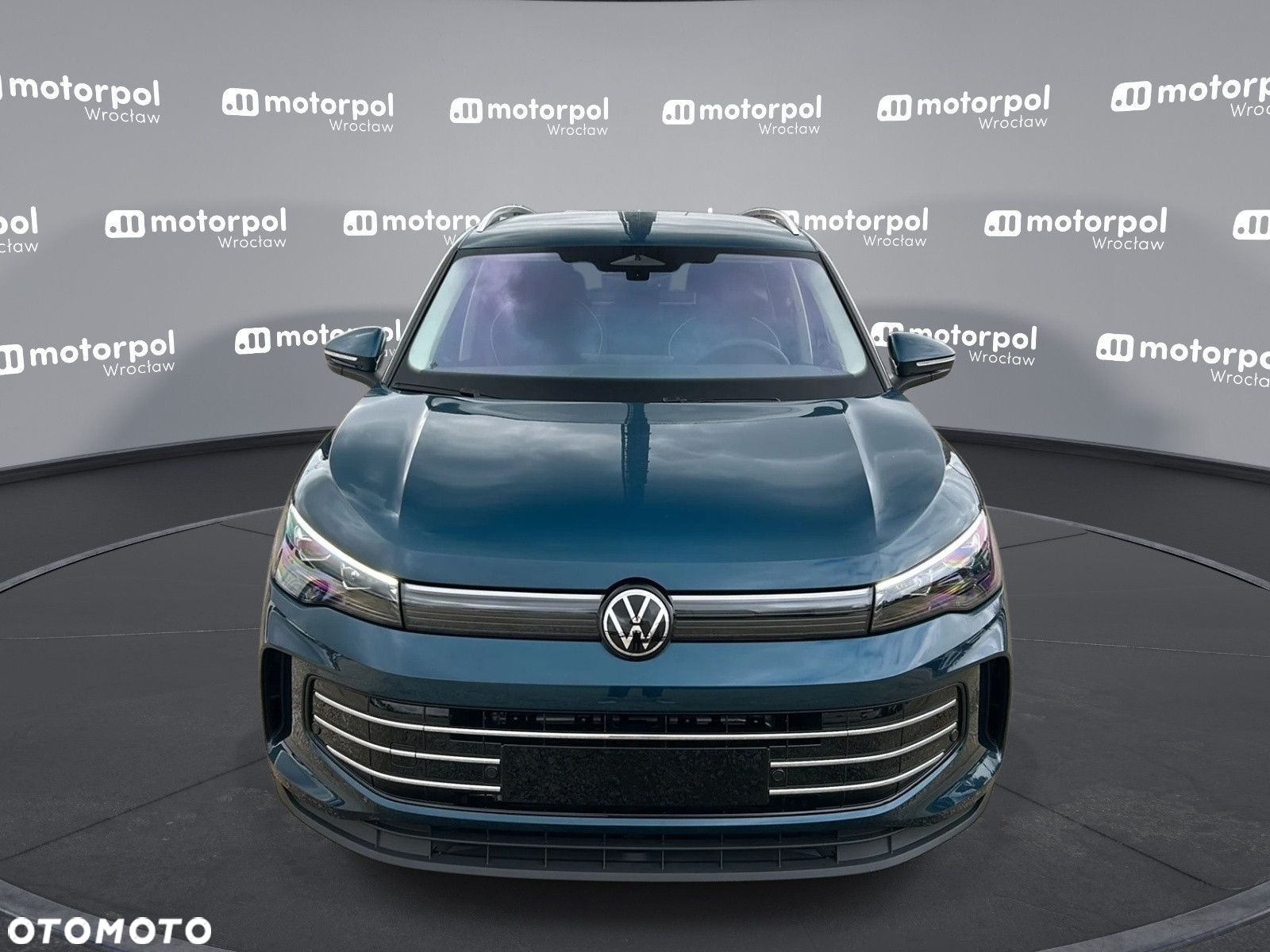 Volkswagen Tiguan - 2