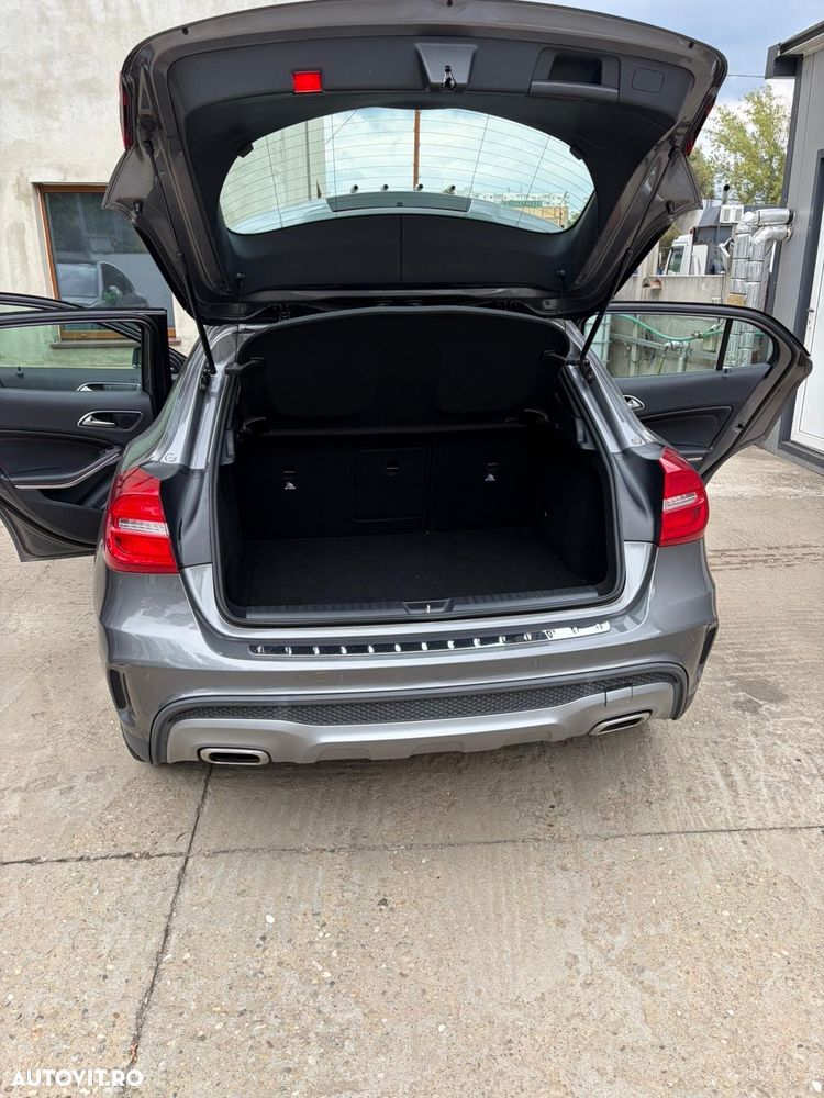 Mercedes-Benz GLA 220 CDI 4Matic 7G-DCT - 6