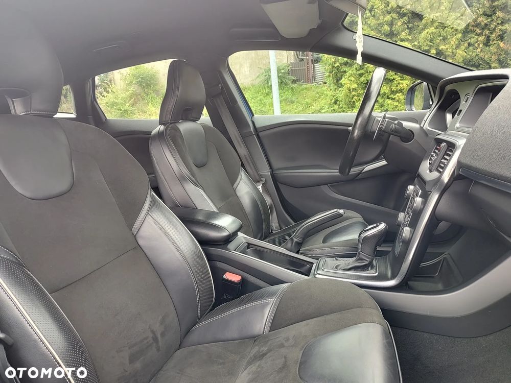 Volvo V40 T5 Drive-E R-Design Momentum - 14