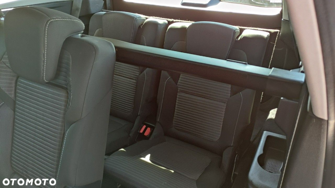 Renault Grand Scenic - 24