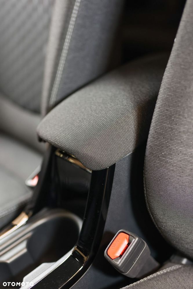 Toyota Corolla 1.5 Style - 33