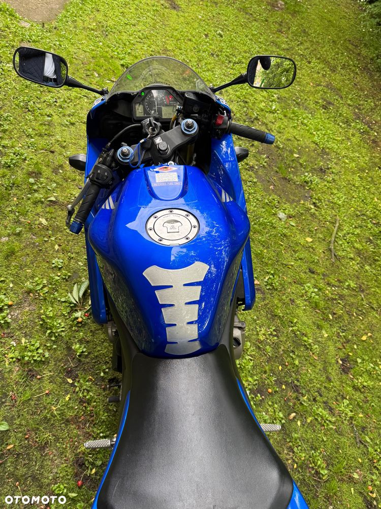 Honda CBR - 7