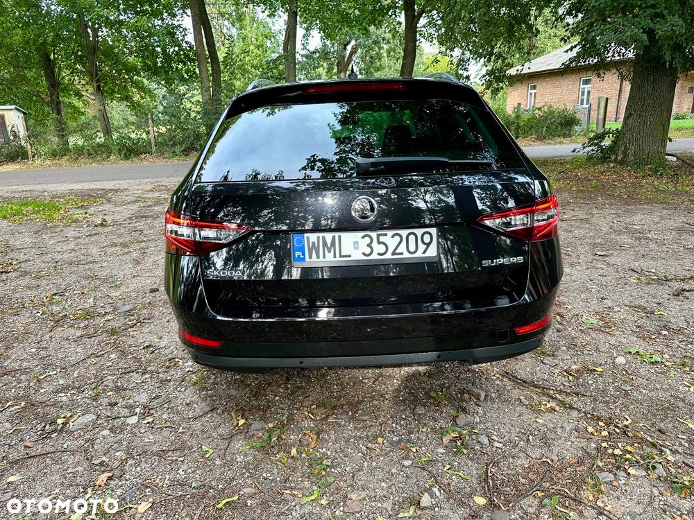 Skoda Superb 2.0 TDI DSG L&K - 6