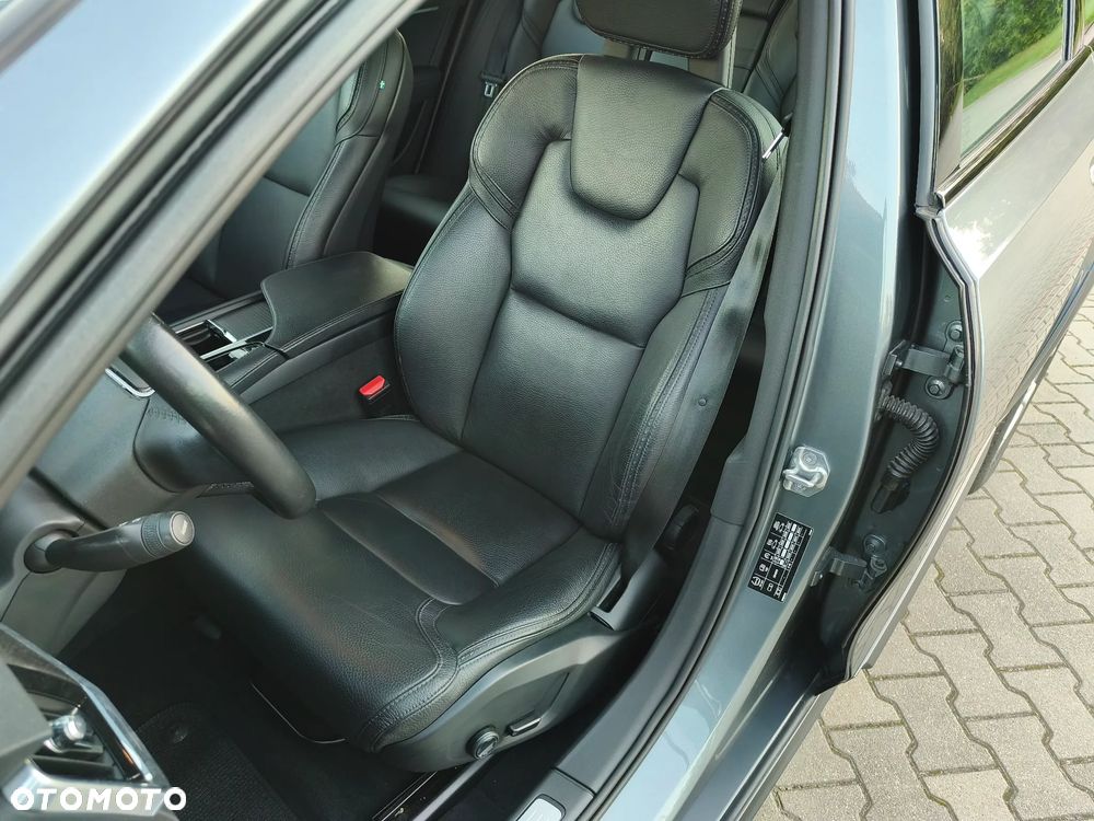 Volvo V90 Cross Country D4 AWD Geartronic Pro - 20