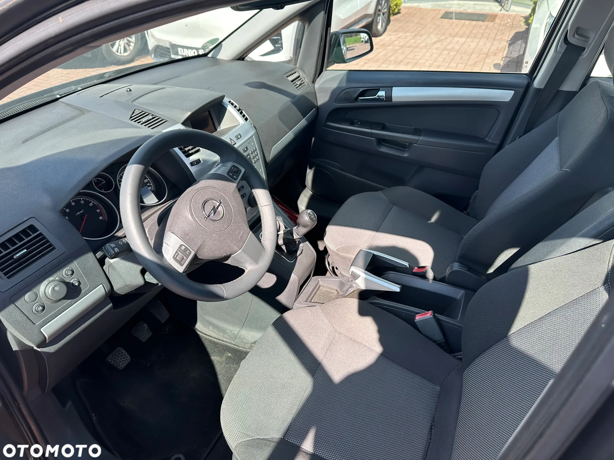 Opel Zafira 1.6 Essentia - 7