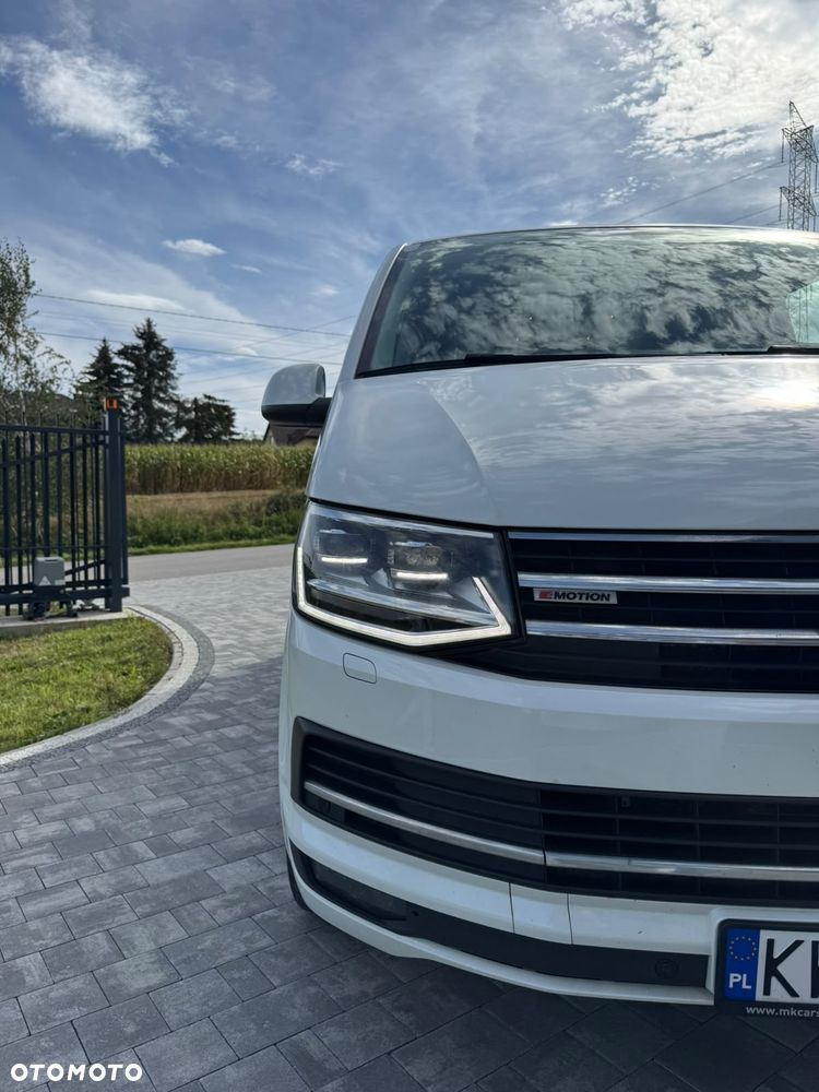 Volkswagen Multivan - 11