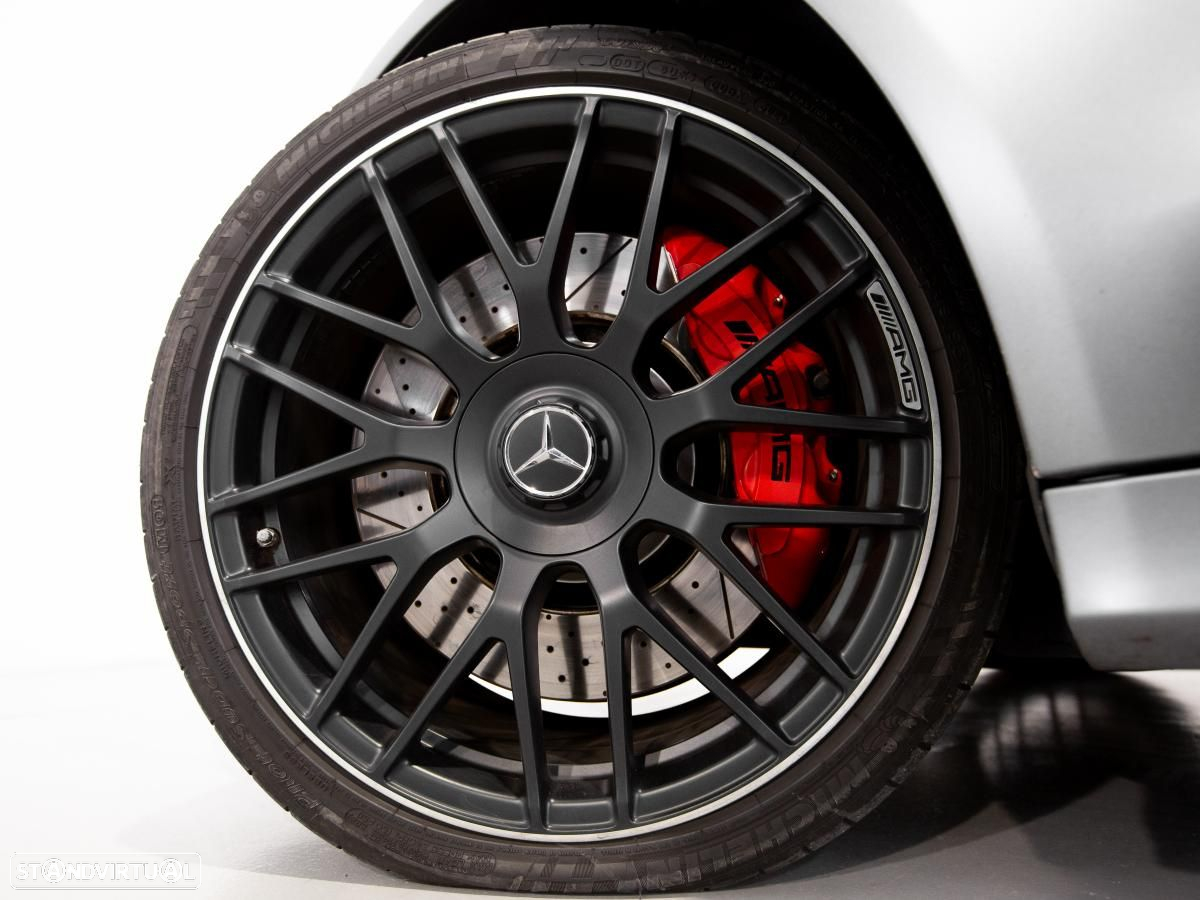 Mercedes-Benz C 63 AMG S - 9