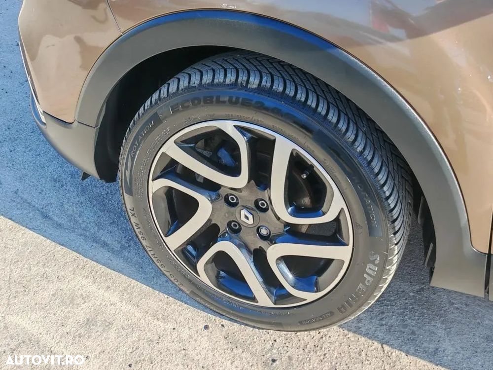 Renault Captur (ENERGY) TCe 90 BOSE EDITION - 26