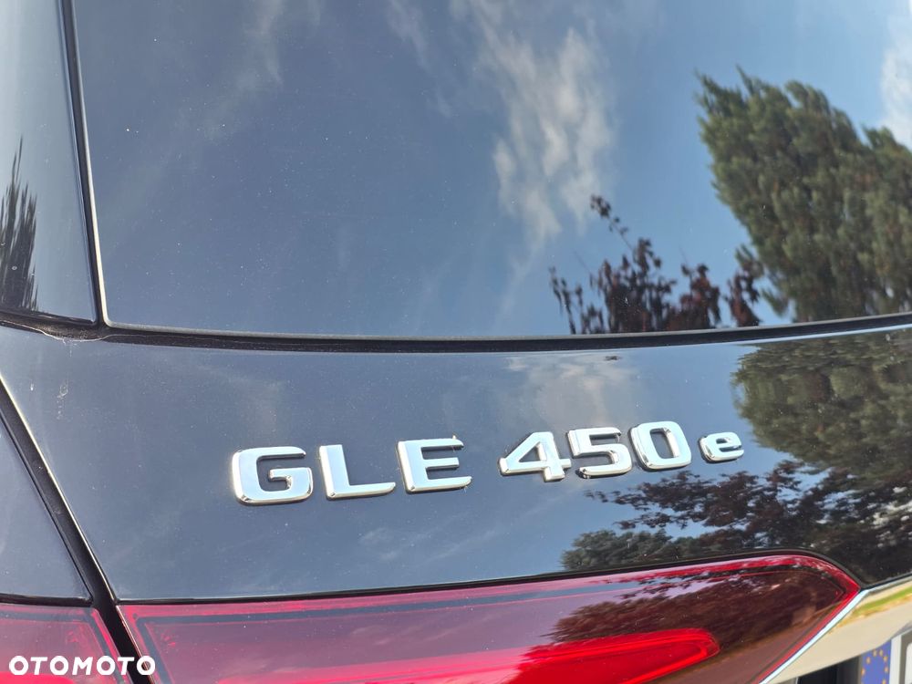 Mercedes-Benz GLE - 33