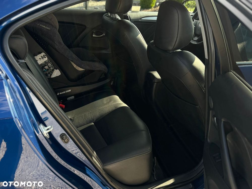 Toyota Avensis 2.0 D-4D Prestige - 19