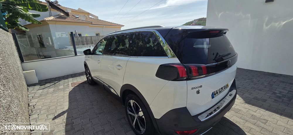 Peugeot 5008 - 3