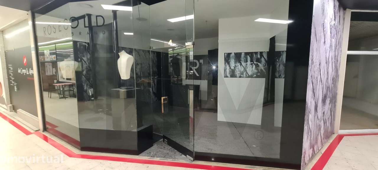 Escritório à Rotunda da Boavista. Grande oportunidade! - Grande imagem: 3/21