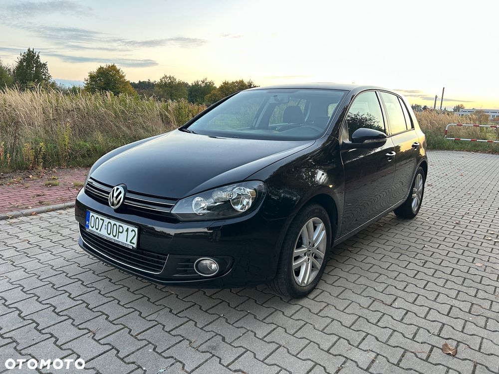 Volkswagen Golf - 2