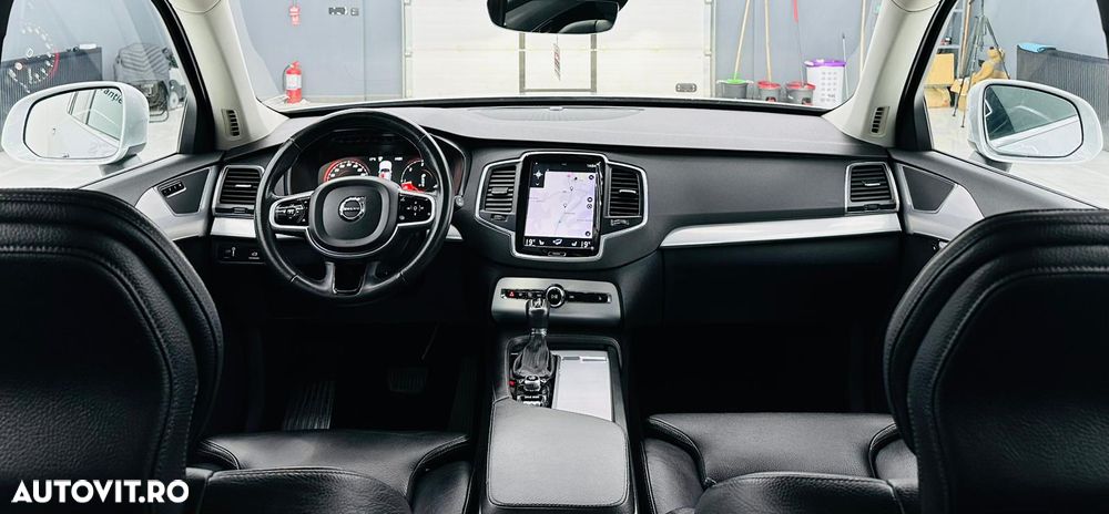 Volvo XC 90 D5 AWD Geartronic Momentum - 7