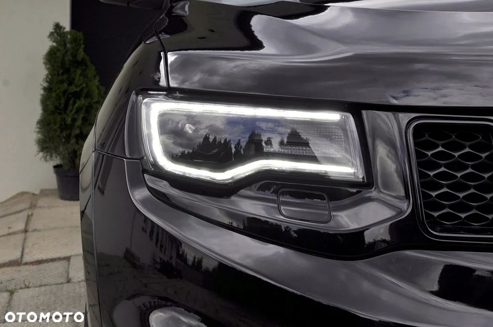 Jeep Grand Cherokee 6.4 V8 Hemi 4WD Automatik SRT - 32