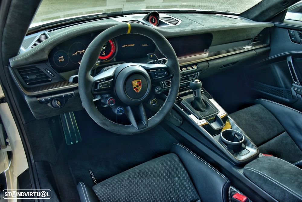 Porsche 911 (992) - 41