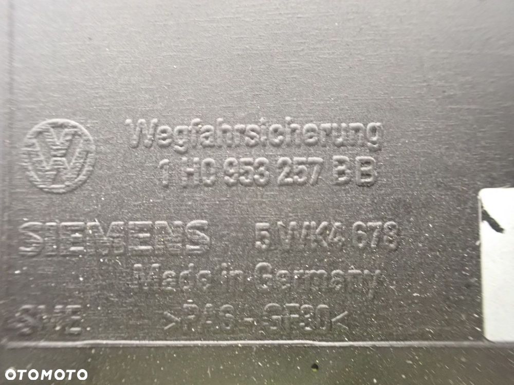 KOLUMNA KIEROWNICZA ZE STACYJKĄ VOLKSWAGEN T4 TRANSPORTER 1.9 - 6