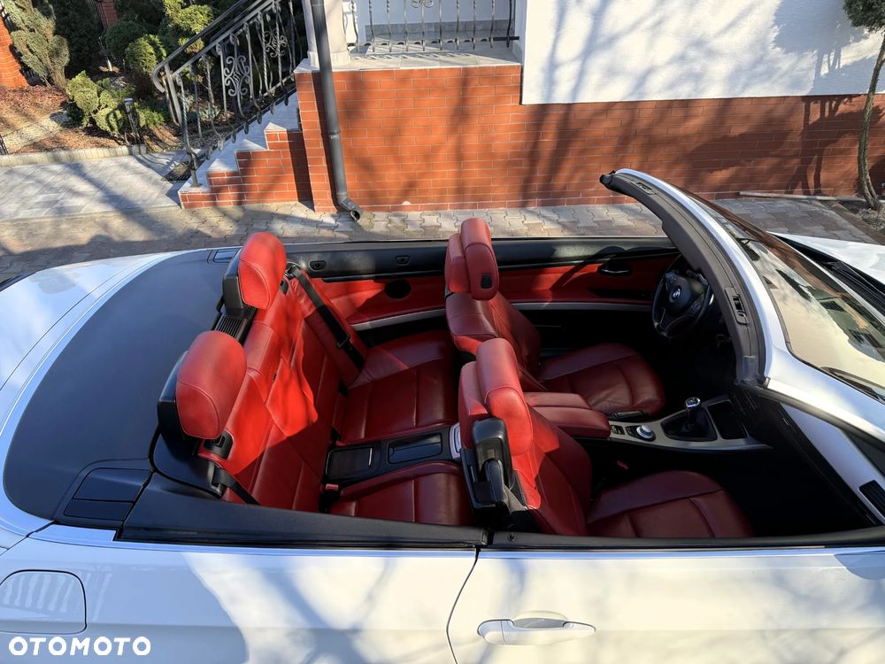 BMW Seria 3 320i Edition Exclusive - 11