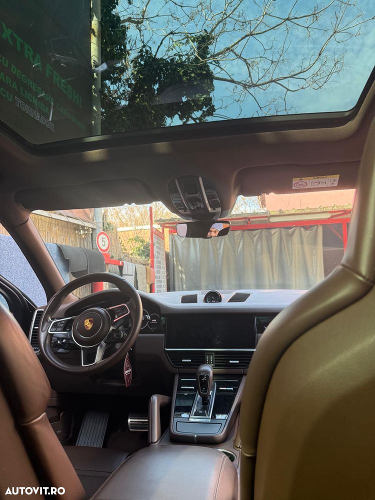 Porsche Cayenne S Tiptronic S - 2