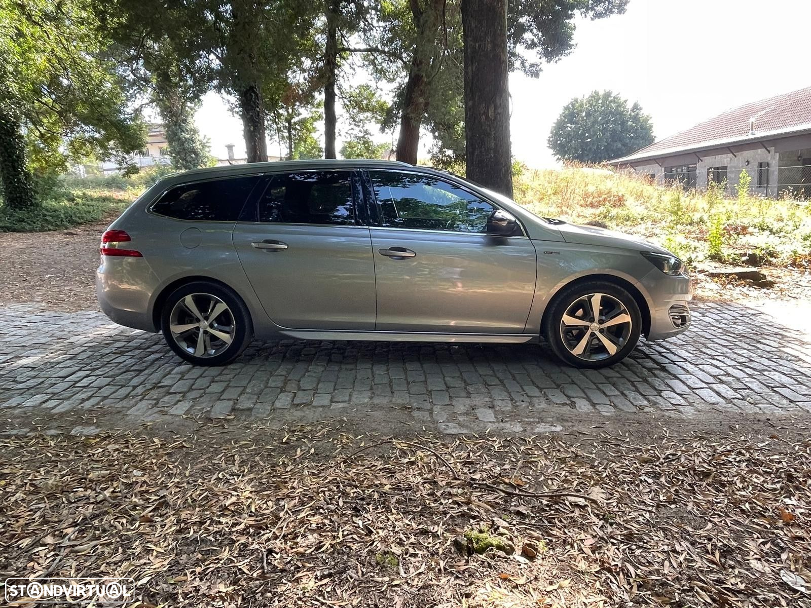 Peugeot 308 1.2 PureTech GT Line EAT8 - 7