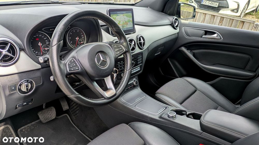 Mercedes-Benz Klasa B 180 7G-DCT Style - 9