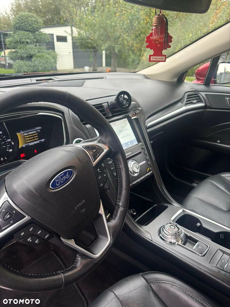 Ford Fusion - 6