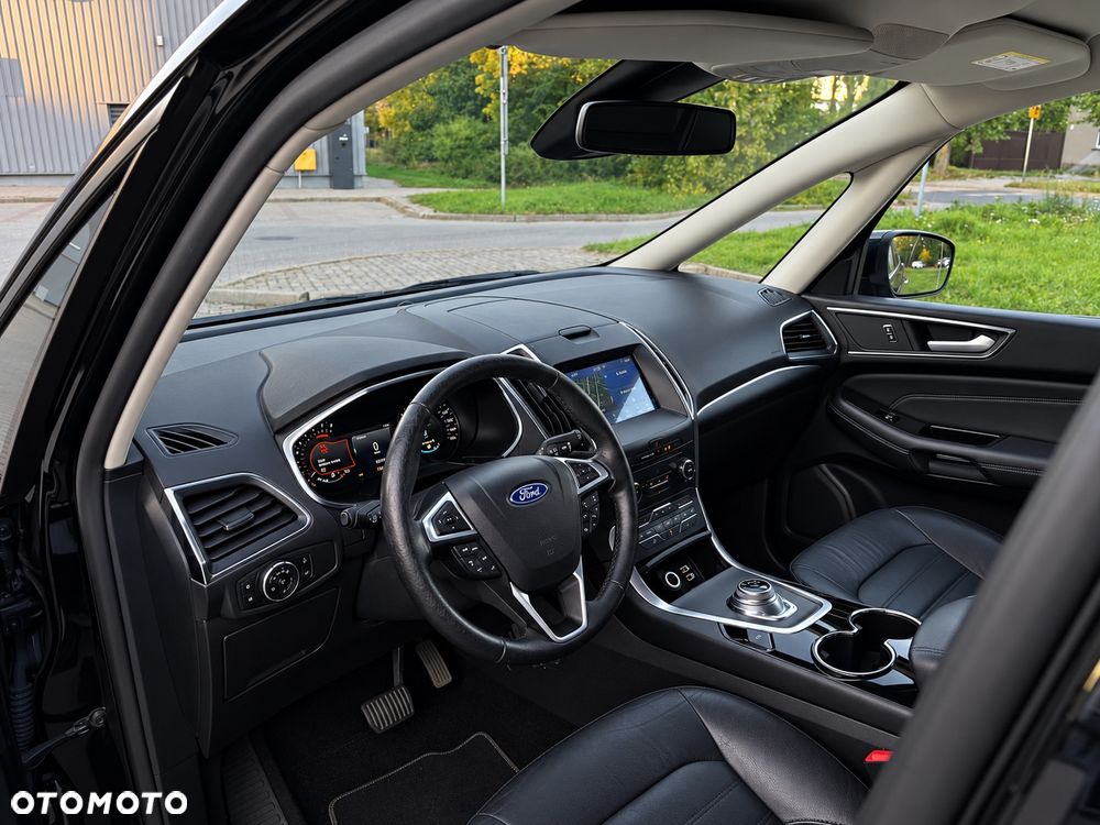 Ford Galaxy - 33