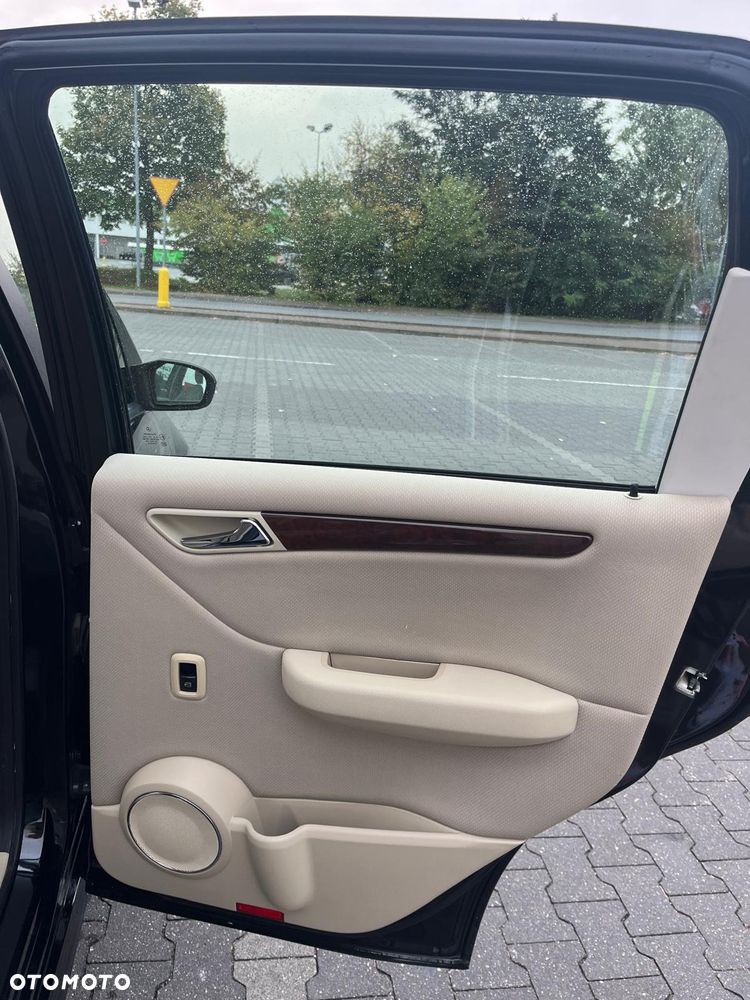 Mercedes-Benz Klasa A 170 Elegance - 14