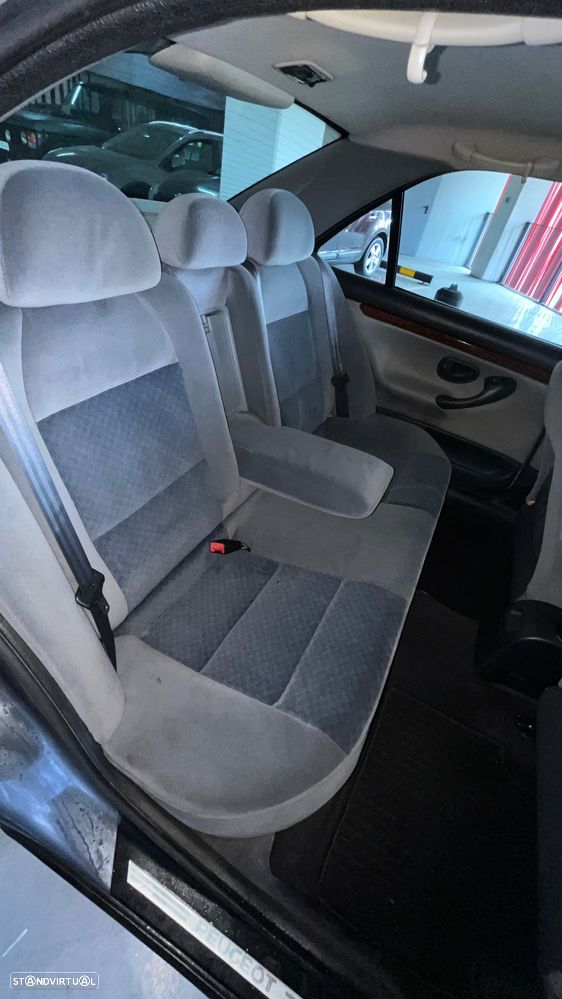 Peugeot 406 1.8 Executive - 9