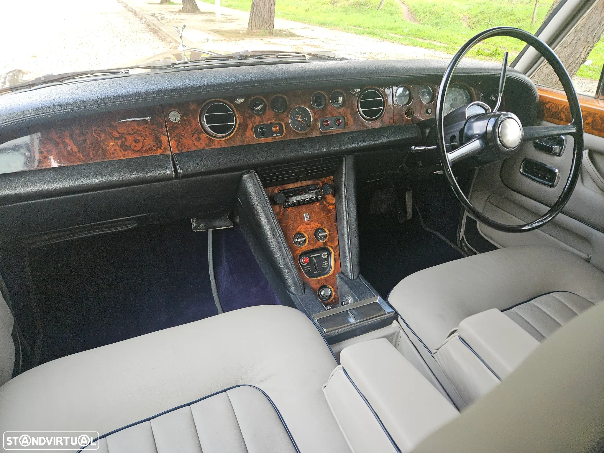 Rolls Royce Silver Shadow - 8