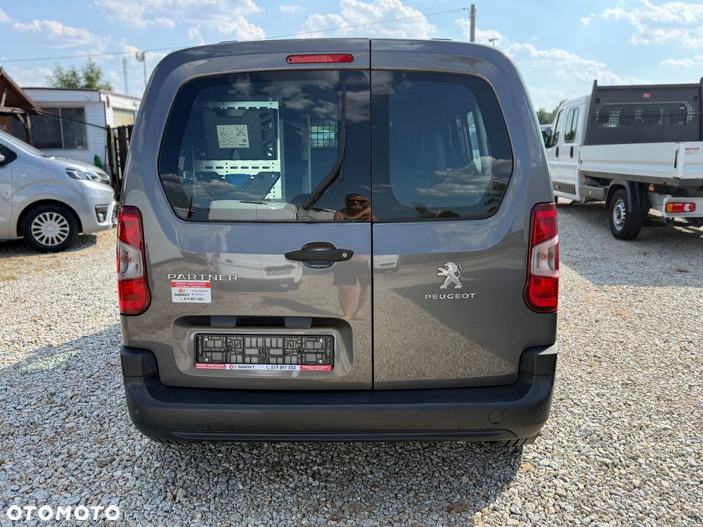 Peugeot PARTNER/Klima/PDC przód i tył/Nawigacja/Tempomat/Sensor świateł/Regał/ 230V gniazdko/import niemcy - 8