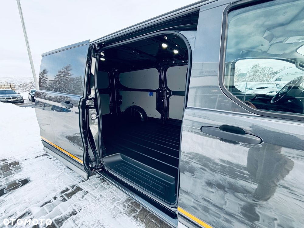 Ford Transit Custom Van Trial 2.0 150 KM  FWD L2 - 6