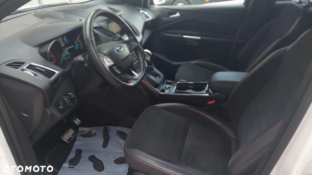 Ford Kuga 2.0 TDCi AWD ST-Line - 13