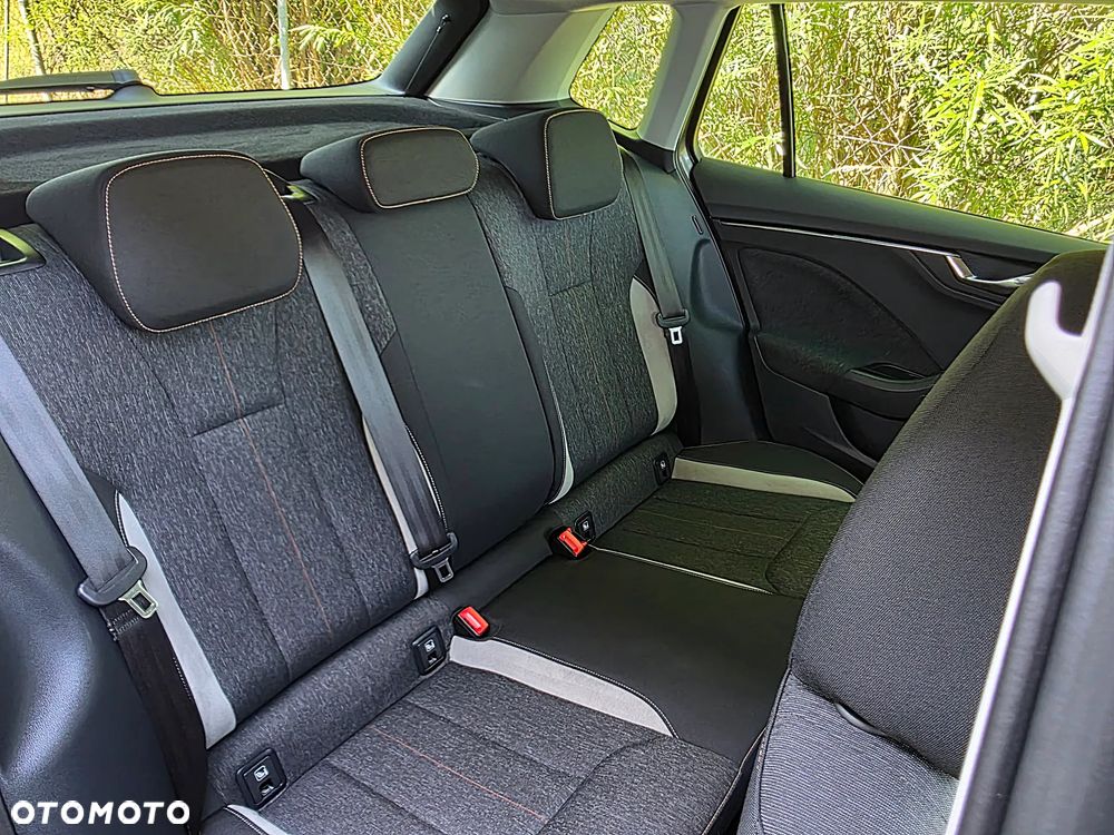 Skoda Kamiq 1.0 TSI Style - 36
