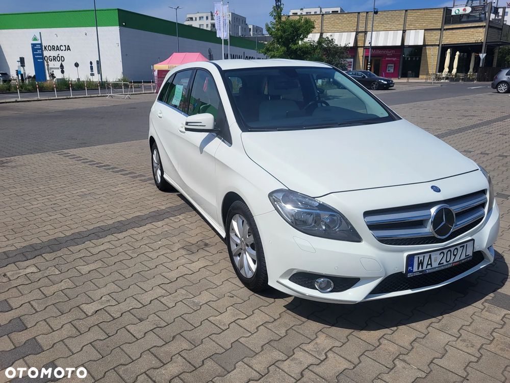 Mercedes-Benz Klasa B 180 Urban - 36