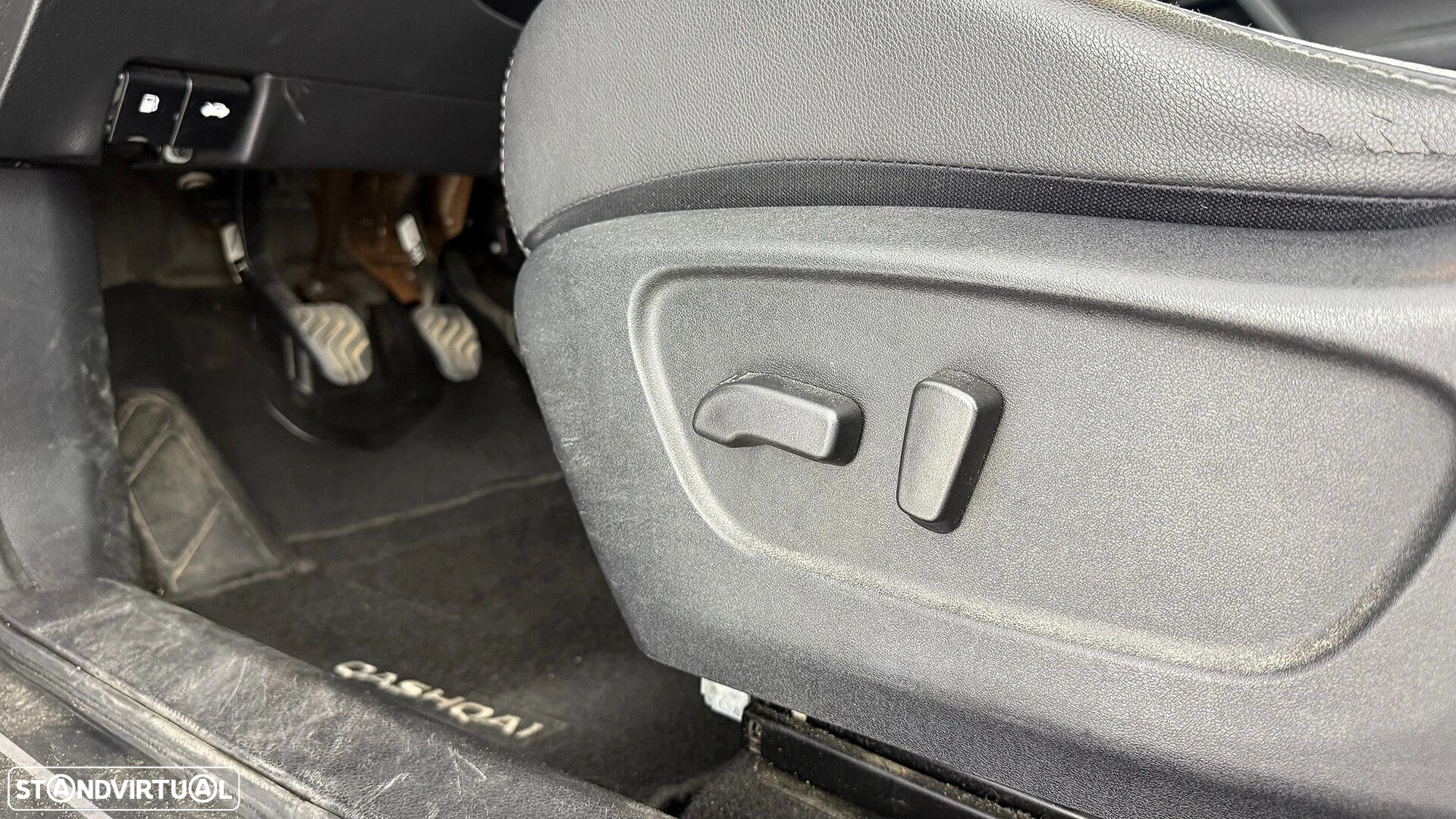 Nissan Qashqai 1.6 dCi Tekna Premium - 30
