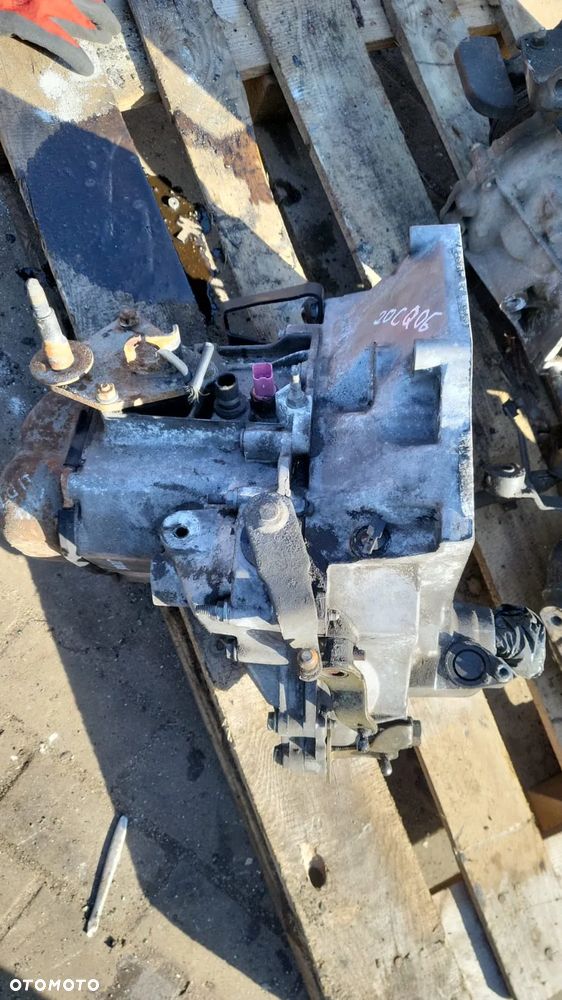 PEUGEOT 206 SKRZYNIA BIEGÓW OZNACZENIE: 20CQ06 - 2