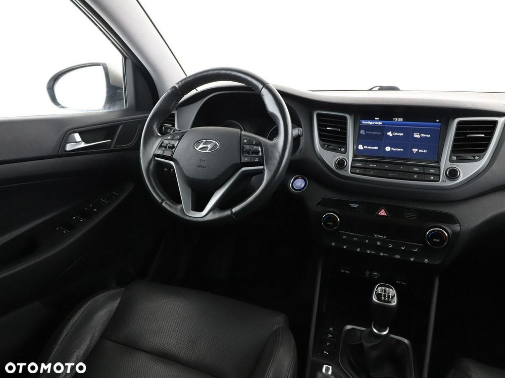 Hyundai Tucson 2.0 CRDI 2WD Style - 17