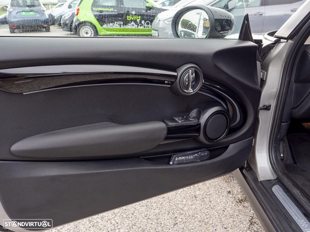 MINI 3 Portas Cooper SE - 22