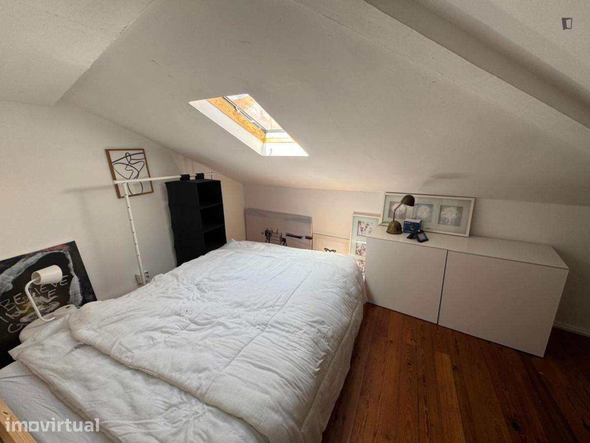 Apartamento com 2 quartos - localizado em São Bento Lisbon - Grande imagem: 2/14