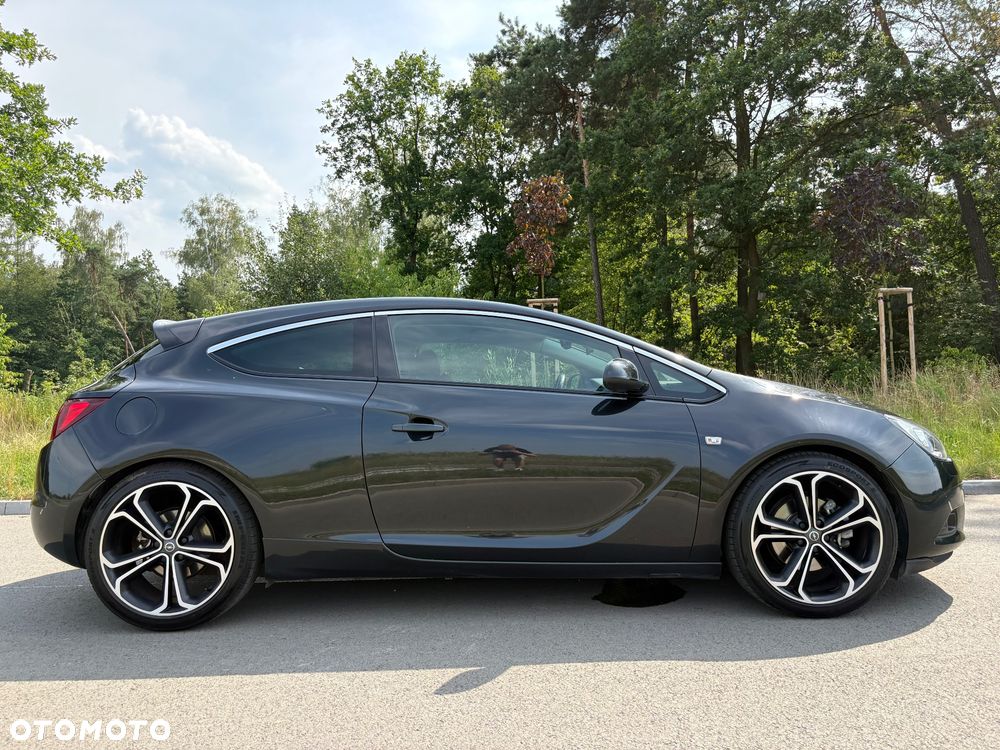 Opel Astra 1.6 T Sport - 2