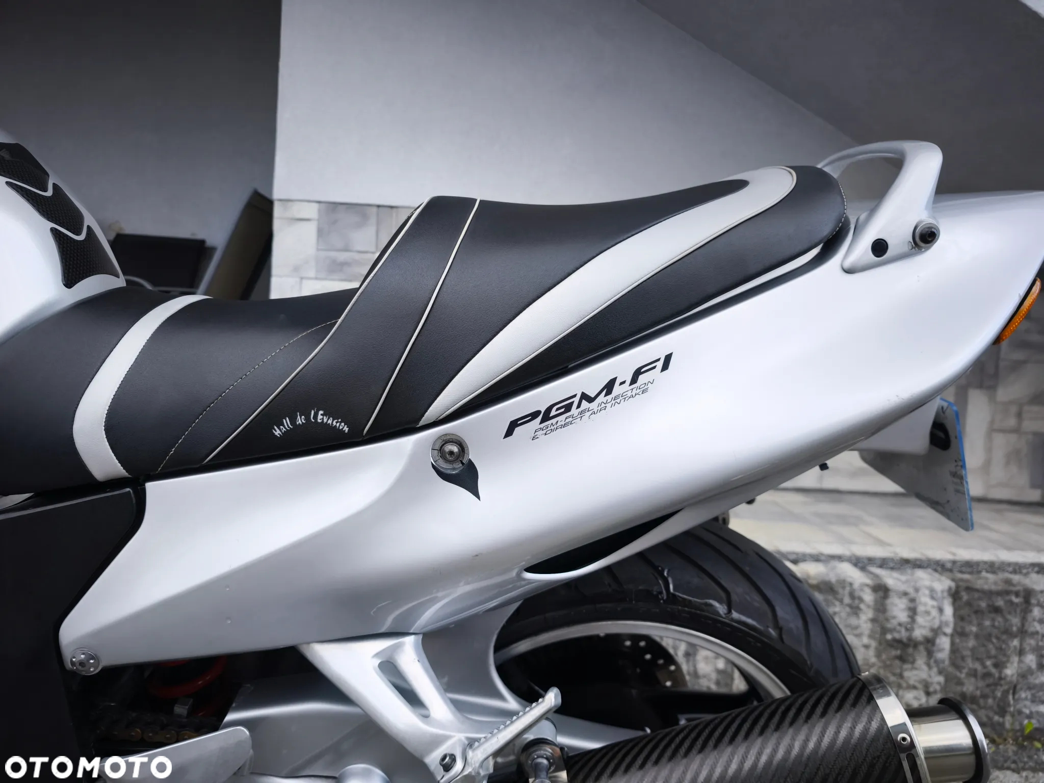 Honda CBR - 25